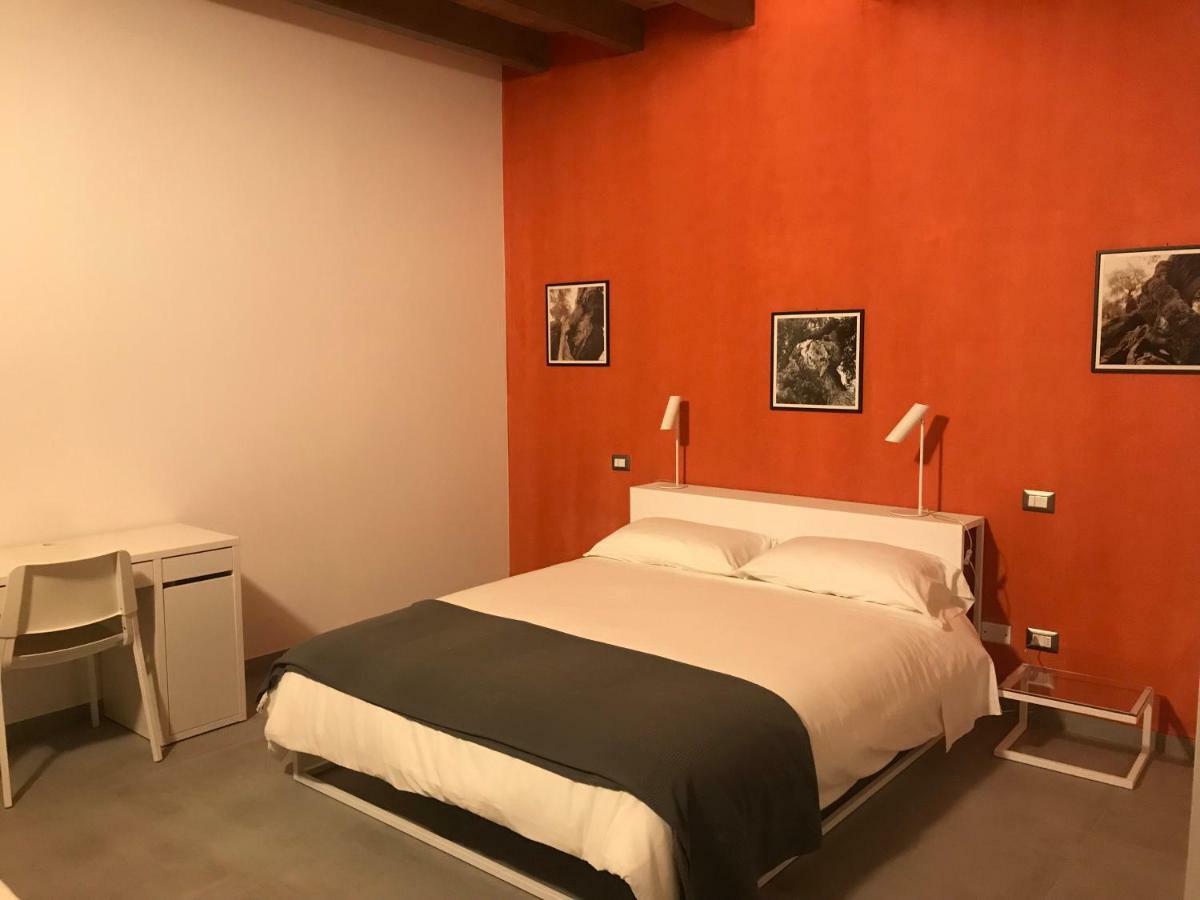 La Casa Di Raffaele Hotel มาเตรา ภายนอก รูปภาพ