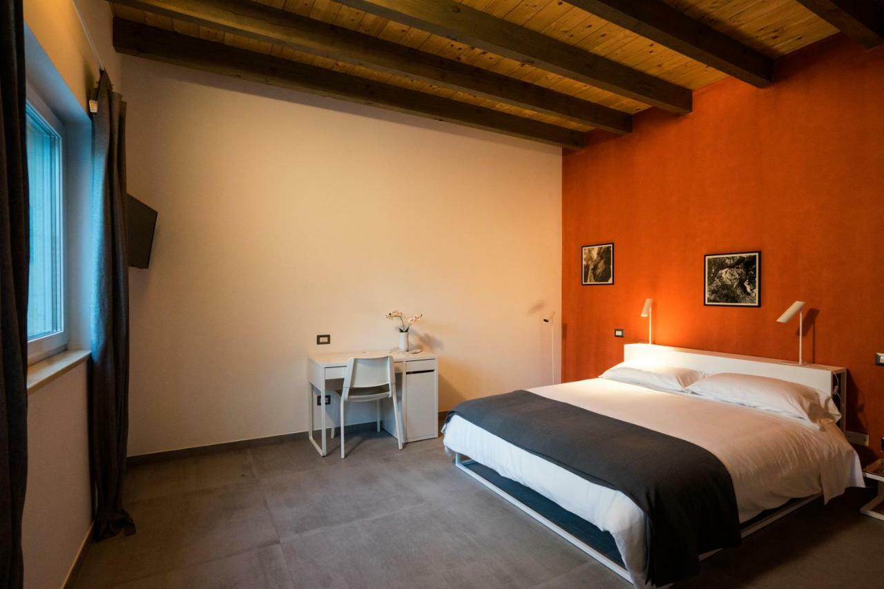 La Casa Di Raffaele Hotel มาเตรา ภายนอก รูปภาพ